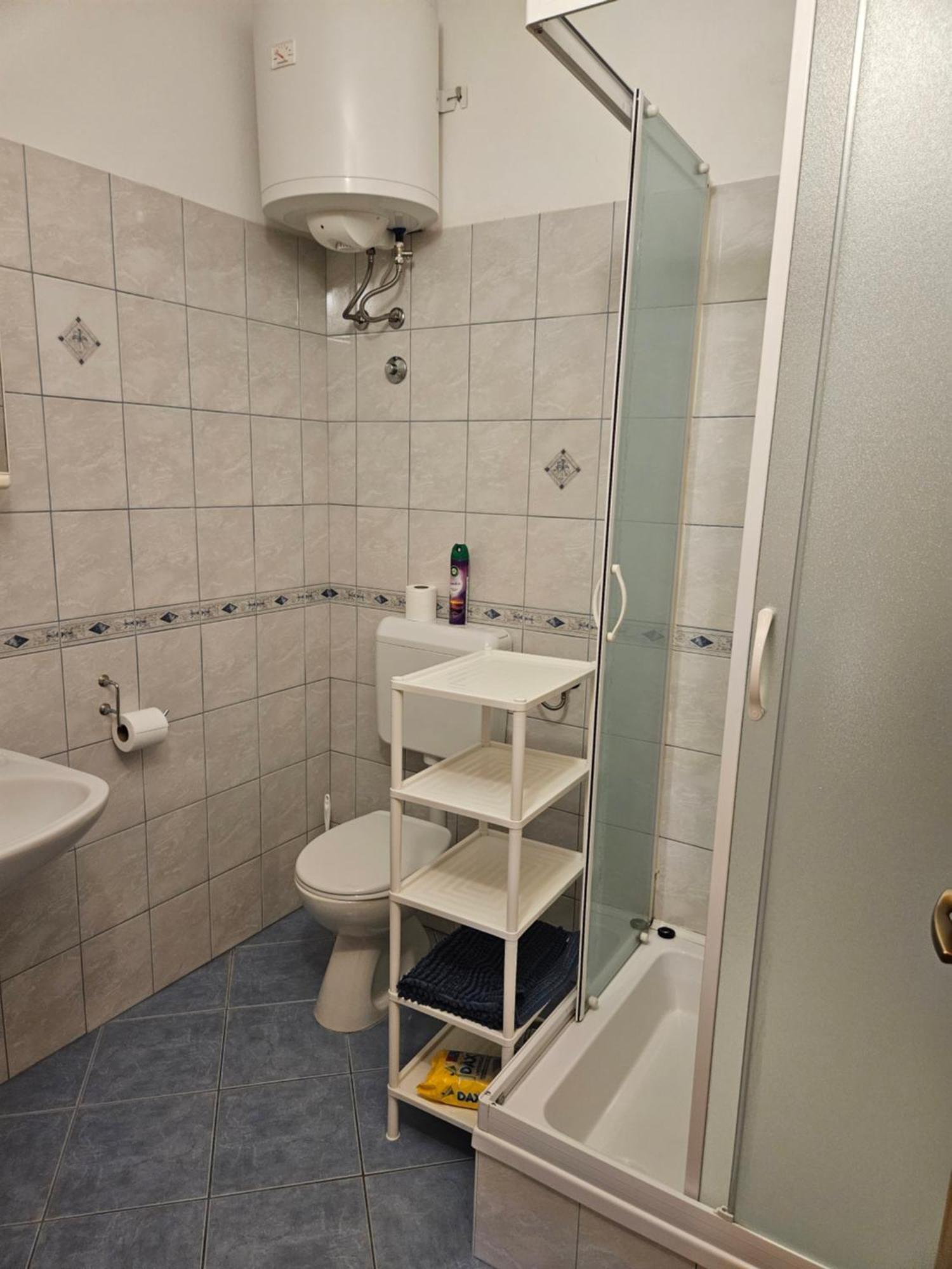 Apartmani Tatjana Rab Town Eksteriør billede